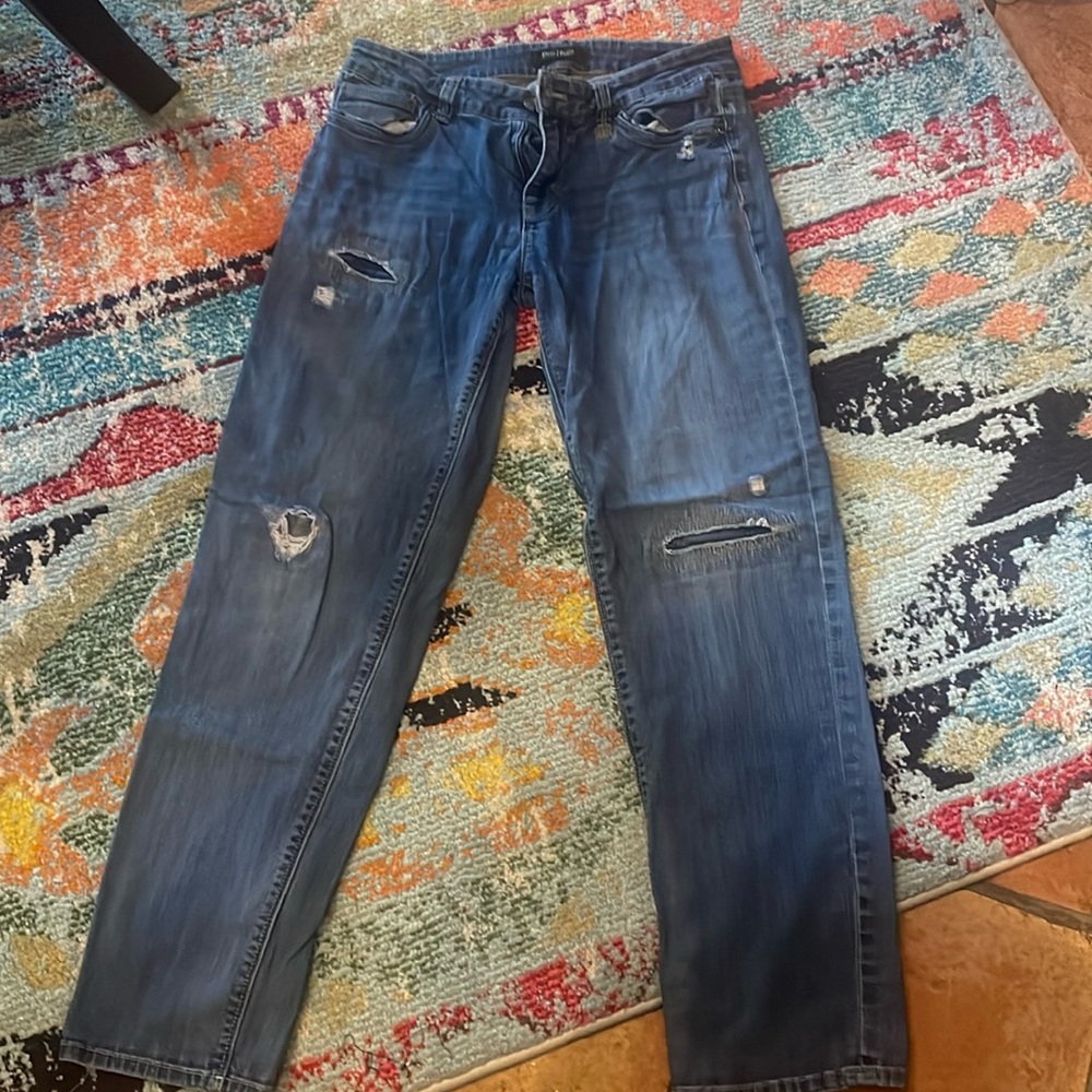 WHBM cropped “ripped” jeans! Xoxo